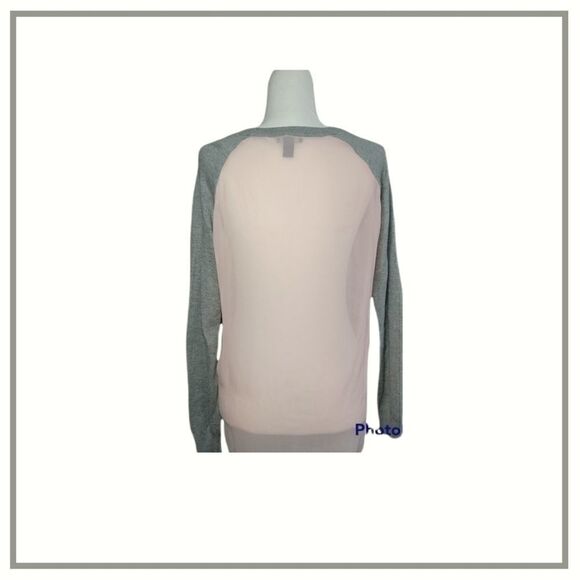 Gap gray with white stripes print sheer back Size Medium - Picture 2 of 3